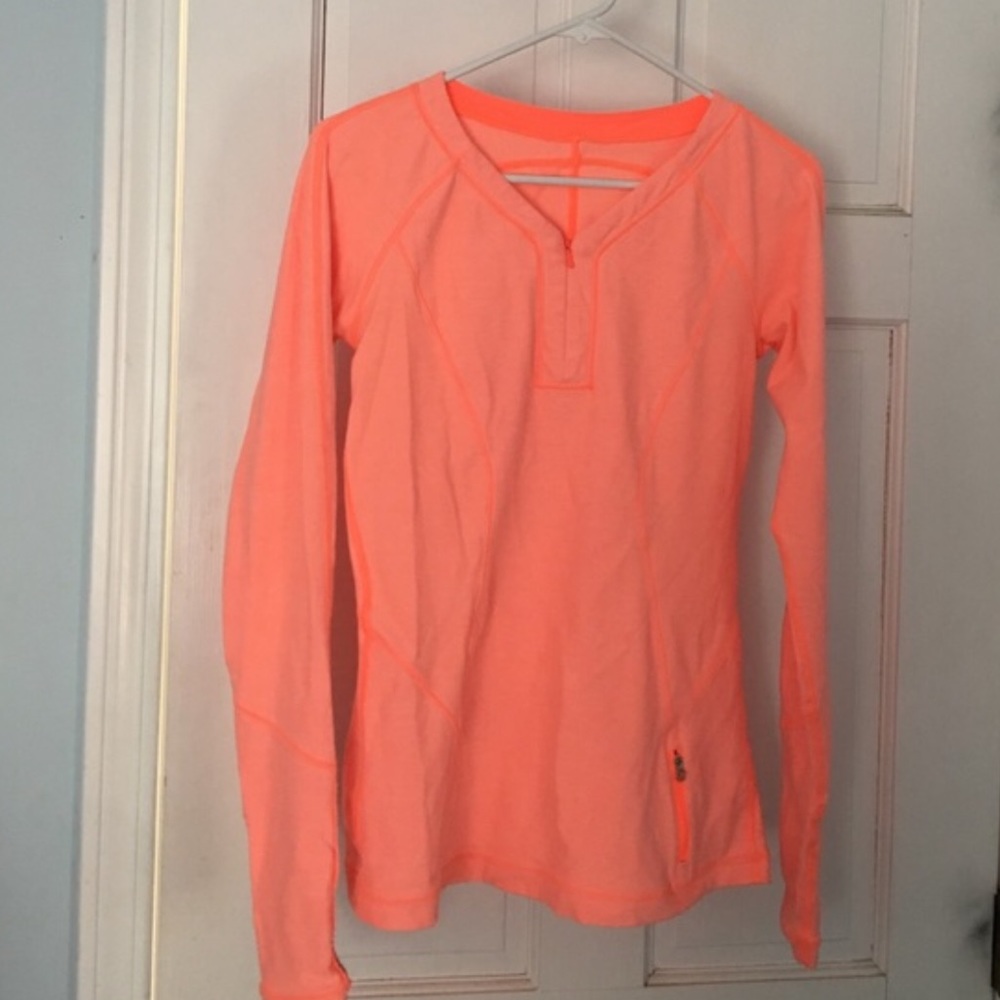Lululemon long sleeve shirt excellent condition!